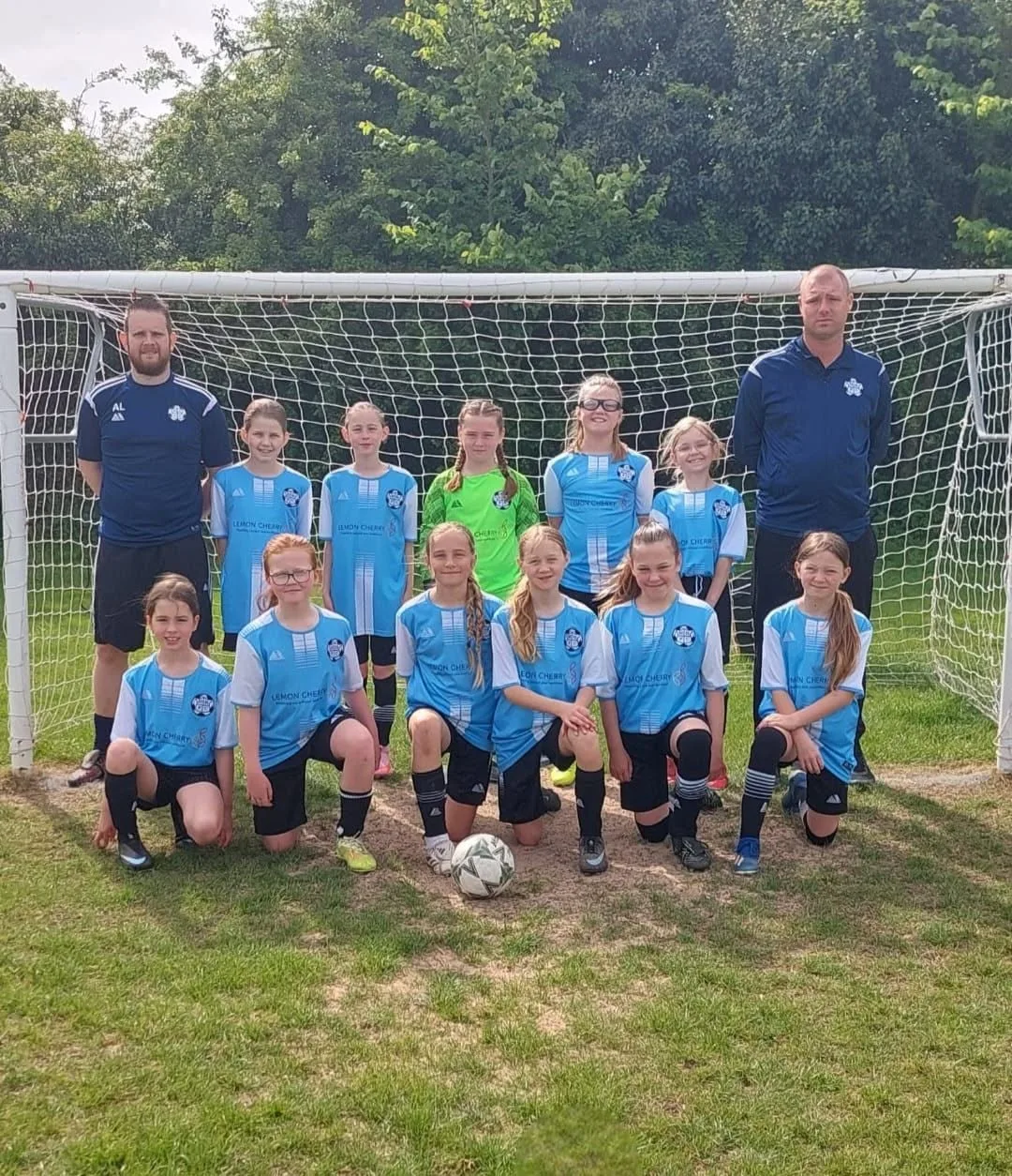 Hessle Rangers U10 girls' team with their coaches